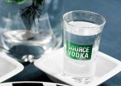 Source Vodka et caviar Kaviari